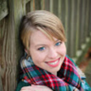 Meet your Posher, Adrienne